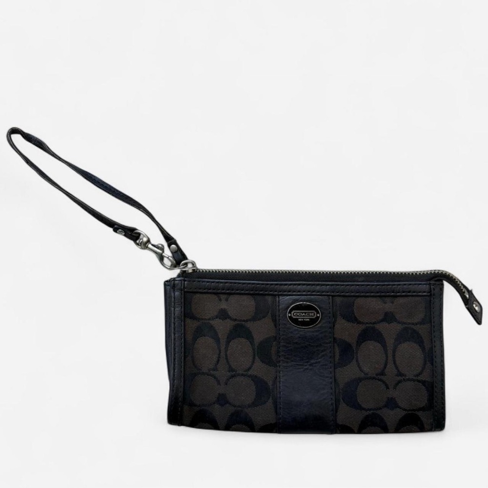 Coach Corner Zip Wristlet